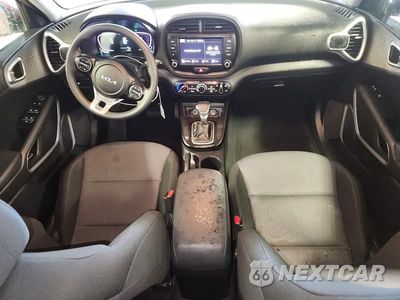 Zdjęcie 8 z 13 samochodu: 2023 KIA SOUL LX VIN:KNDJ23AU1P7850321 - miniatura