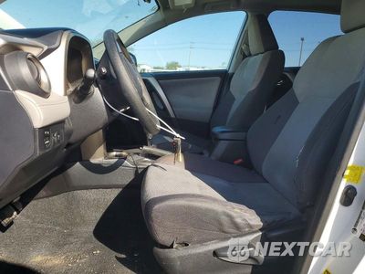Zdjęcie 7 z 14 samochodu: 2015 TOYOTA RAV4 XLE VIN:2T3WFREV8FW151660 - miniatura