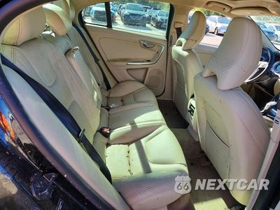Zdjęcie 10 z 12 samochodu: 2013 VOLVO S60 T5 VIN:YV1612FH1D2188709 - miniatura