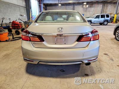 Zdjęcie 6 z 12 samochodu: 2016 HONDA ACCORD LX VIN:1HGCR2F33GA074485 - miniatura