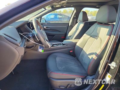 Zdjęcie 7 z 12 samochodu: 2021 HYUNDAI SONATA SEL PLUS VIN:5NPEJ4J27MH101118 - miniatura