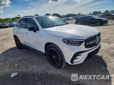 Czwarte zdjęcie samochodu z boku: 2025 MERCEDES-BENZ GLC 350E VIN:W1NKM5GB5SU070406 - miniatura
