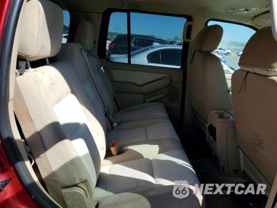 Zdjęcie 11 z 14 samochodu: 2006 FORD EXPLORER XLT VIN:1FMEU73E36UA30245 - miniatura
