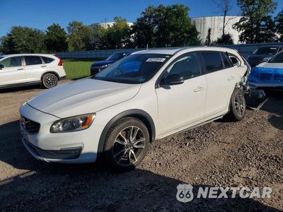 2016 VOLVO V60 CROSS COUNTRY PREMIER YV4612HKXG1003448 - główne zdjęcie licytacji z USA - miniatura