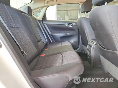 Zdjęcie 10 z 12 samochodu: 2018 NISSAN SENTRA SV VIN:3N1AB7AP2JL654542 - miniatura