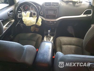 Zdjęcie 8 z 13 samochodu: 2020 DODGE JOURNEY SE VIN:3C4PDCAB0LT273774 - miniatura