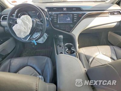 Zdjęcie 8 z 12 samochodu: 2018 TOYOTA CAMRY HYBRID XLE VIN:4T1B21HK2JU509222 - miniatura