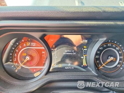 Zdjęcie 9 z 12 samochodu: 2024 JEEP GLADIATOR SPORT VIN:1C6HJTAG2RL116073 - miniatura