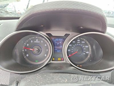 Zdjęcie 9 z 12 samochodu: 2015 HYUNDAI VELOSTER BASE VIN:KMHTC6ADXFU226391 - miniatura