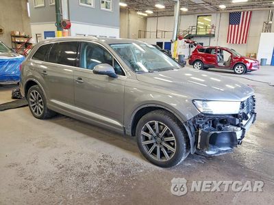Czwarte zdjęcie samochodu z boku: 2017 AUDI Q7 PRESTIGE VIN:WA1VAAF71HD002528 - miniatura
