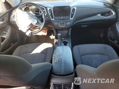 Zdjęcie 8 z 12 samochodu: 2018 CHEVROLET MALIBU LT VIN:1G1ZD5STXJF154870 - miniatura