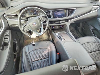 Zdjęcie 8 z 12 samochodu: 2022 BUICK ENCLAVE AVENIR VIN:5GAEVCKW1NJ105966 - miniatura