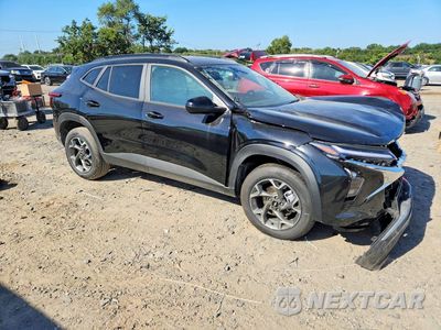Czwarte zdjęcie samochodu z boku: 2026 CHEVROLET TRAX 1LT VIN:KL77LHEP7TC133171 - miniatura
