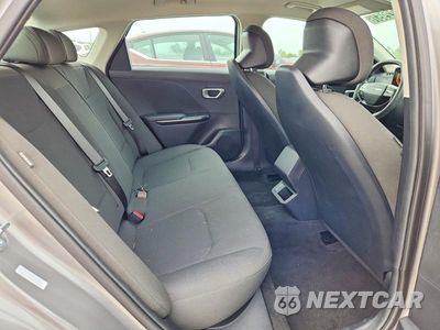 Zdjęcie 10 z 12 samochodu: 2026 KIA K4 LXS VIN:3KPFT4DE0TE269660 - miniatura