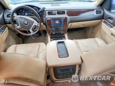 Zdjęcie 8 z 13 samochodu: 2011 GMC YUKON DENALI VIN:1GKS2EEF7BR290611 - miniatura