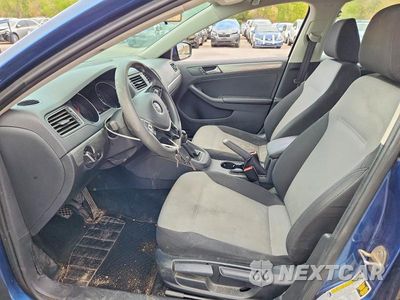 Zdjęcie 7 z 12 samochodu: 2017 VOLKSWAGEN JETTA S VIN:3VW167AJ5HM326921 - miniatura
