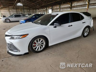 2022 TOYOTA CAMRY LE 4T1C11AK4NU695451 - główne zdjęcie licytacji z USA - miniatura