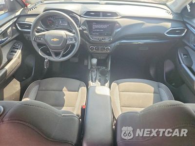 Zdjęcie 8 z 13 samochodu: 2022 CHEVROLET TRAILBLAZER LT VIN:KL79MRSL0NB127198 - miniatura