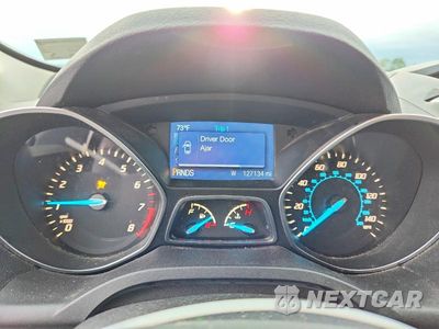 Zdjęcie 9 z 12 samochodu: 2015 FORD ESCAPE SE VIN:1FMCU0G72FUC86290 - miniatura