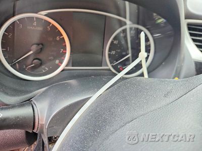 Zdjęcie 9 z 12 samochodu: 2019 NISSAN SENTRA SR VIN:3N1AB7AP3KY296811 - miniatura
