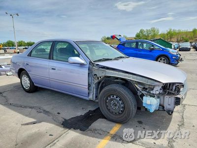 Czwarte zdjęcie samochodu z boku: 1998 TOYOTA CAMRY LE VIN:JT2BG22K2W0225522 - miniatura