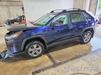 2024 TOYOTA RAV4 XLE 2T3P1RFV0RW437167 - główne zdjęcie licytacji z USA - miniatura