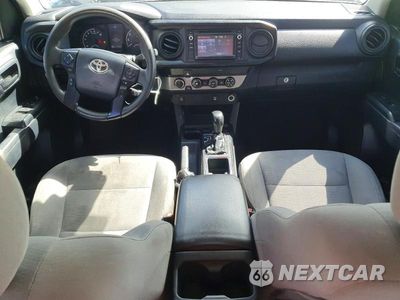 Zdjęcie 8 z 12 samochodu: 2019 TOYOTA TACOMA SR V6 VIN:3TMCZ5AN1KM237929 - miniatura