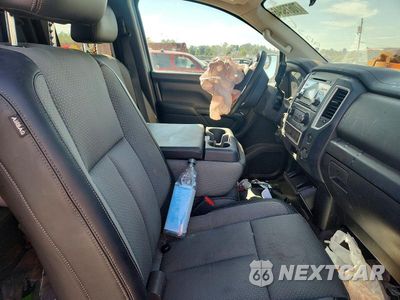 Zdjęcie 7 z 12 samochodu: 2018 NISSAN TITAN XD S VIN:1N6AA1C36JN505698 - miniatura