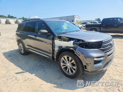 Czwarte zdjęcie samochodu z boku: 2022 FORD EXPLORER XLT VIN:1FMSK7DH6NGC47514 - miniatura
