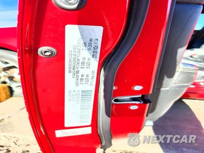 Zdjęcie 12 z 12 samochodu: 2017 CHRYSLER 300 S VIN:2C3CCAGG7HH522259 - miniatura