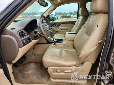 Zdjęcie 7 z 14 samochodu: 2012 CHEVROLET TAHOE C1500 LT VIN:1GNSCBE00CR123745 - miniatura