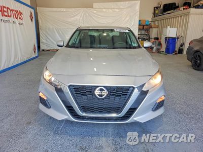 Piąte zdjęcie samochodu w środku: 2019 NISSAN ALTIMA S VIN:1N4BL4BV5KC206910 - miniatura