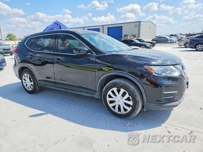Czwarte zdjęcie samochodu z boku: 2019 NISSAN ROGUE S VIN:JN8AT2MT0KW501471 - miniatura