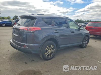 Trzecie zdjęcie samochodu z tyłu: 2016 TOYOTA RAV4 LE VIN:JTMBFREV9GJ073808 - miniatura
