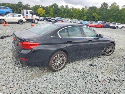 Trzecie zdjęcie samochodu z tyłu: 2019 BMW 530E VIN:WBAJA9C54KB254148 - miniatura