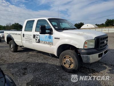 Czwarte zdjęcie samochodu z boku: 2007 FORD F250 SUPER DUTY VIN:1FTSW21507EA38077 - miniatura