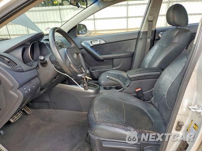 Zdjęcie 7 z 12 samochodu: 2010 KIA FORTE SX VIN:KNAFW4A38A5140243 - miniatura