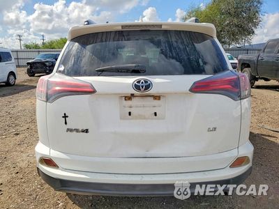 Zdjęcie 6 z 12 samochodu: 2017 TOYOTA RAV4 LE VIN:JTMZFREV2HJ111010 - miniatura