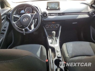 Zdjęcie 8 z 12 samochodu: 2016 SCION IA BASE VIN:3MYDLBZV8GY141273 - miniatura