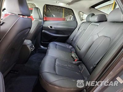 Zdjęcie 10 z 13 samochodu: 2026 HYUNDAI SONATA HYBRID LIMITED VIN:KMHL54JJ6TA150170 - miniatura