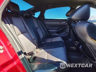 Zdjęcie 10 z 13 samochodu: 2018 HONDA ACCORD SPORT VIN:1HGCV1F38JA019320 - miniatura