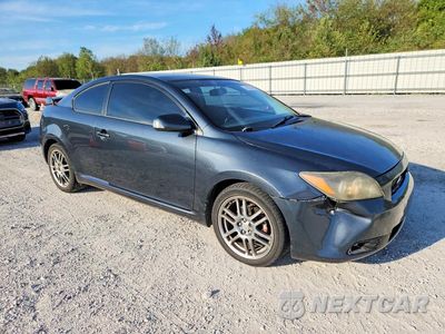Czwarte zdjęcie samochodu z boku: 2009 SCION TC BASE VIN:JTKDE167290292950 - miniatura