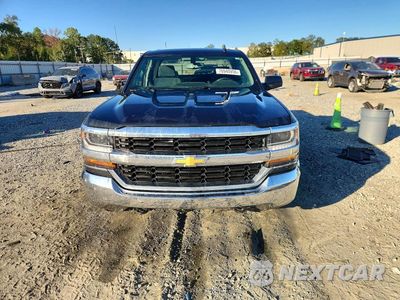 Piąte zdjęcie samochodu w środku: 2017 CHEVROLET SILVERADO K1500 LT VIN:1GCVKREH6HZ187884 - miniatura