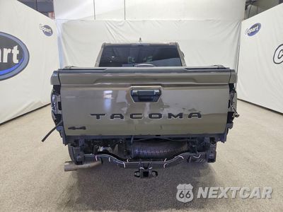 Zdjęcie 6 z 13 samochodu: 2025 TOYOTA TACOMA TRD SPORT VIN:3TMLB5JN4SM111004 - miniatura