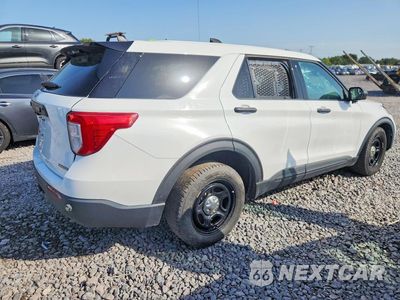 Trzecie zdjęcie samochodu z tyłu: 2021 FORD EXPLORER POLICE INTERCEPTOR VIN:1FM5K8AB1MGC21436 - miniatura