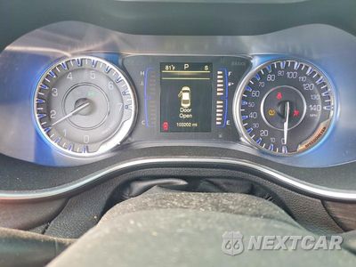 Zdjęcie 9 z 12 samochodu: 2016 CHRYSLER 200 LIMITED VIN:1C3CCCAB7GN165437 - miniatura