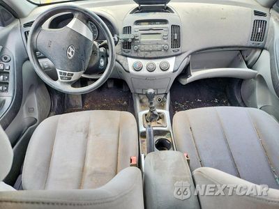 Zdjęcie 8 z 12 samochodu: 2009 HYUNDAI ELANTRA GLS VIN:KMHDU46D19U683593 - miniatura