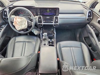 Zdjęcie 8 z 14 samochodu: 2021 KIA SORENTO SX VIN:5XYRKDLFXMG055211 - miniatura