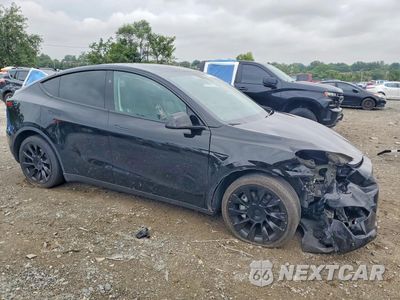 Czwarte zdjęcie samochodu z boku: 2024 TESLA MODEL Y VIN:7SAYGDEE8RA265970 - miniatura
