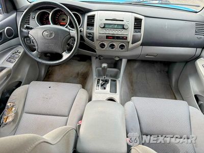 Zdjęcie 9 z 11 samochodu: 2006 TOYOTA TACOMA DOUBLE CAB LONG BED VIN:5TEMU52N76Z300123 - miniatura